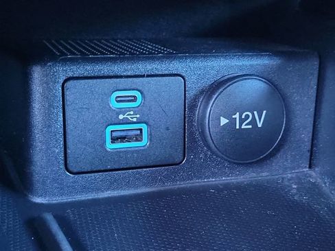 Used 2022 Ford Escape SEL w/ Technology Package FWD image 15