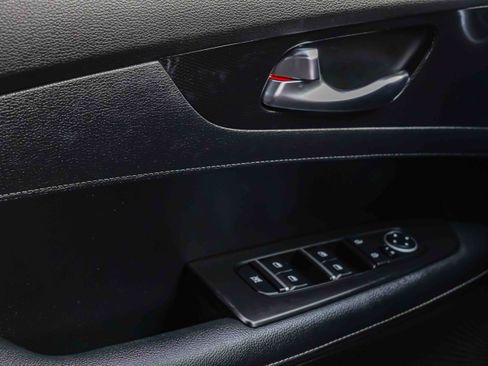 Certified 2023 Kia Forte GT-Line w/ GT-Line Technology Package FWD image 15