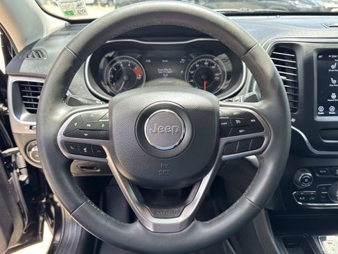 Used 2022 Jeep Cherokee Latitude Lux w/ Sun & Sound Group FWD image 22