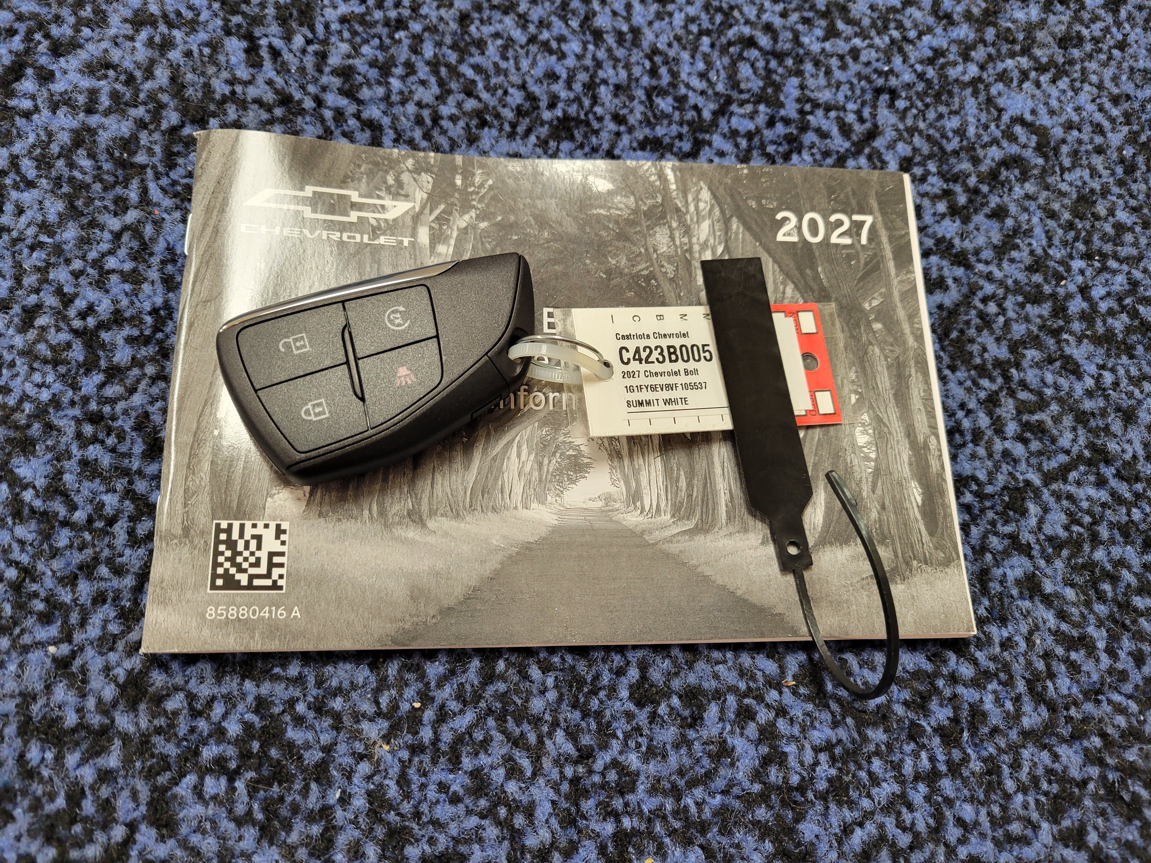 New 2027 Chevrolet Bolt LT w/ Comfort Package FWD image 39