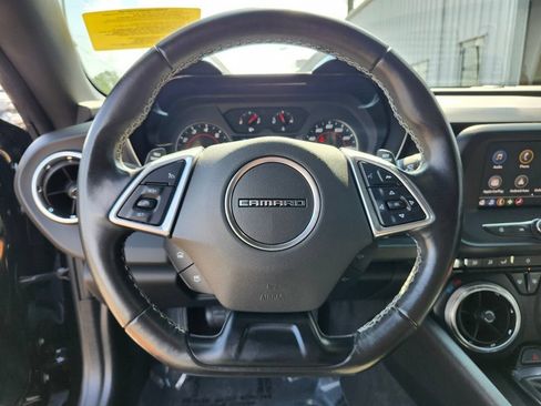 Used 2022 Chevrolet Camaro LT RWD image 21