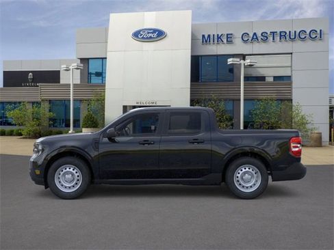 New 2025 Ford Maverick XL image 3