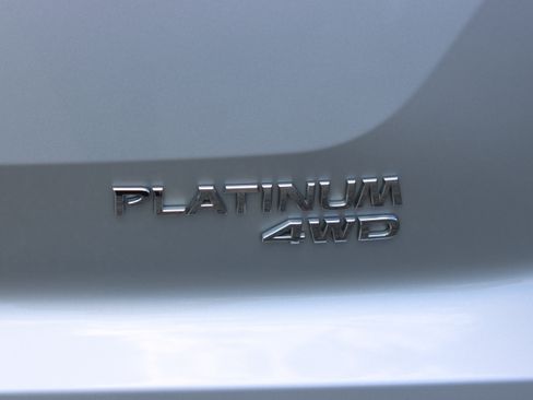 Certified 2023 Nissan Pathfinder Platinum AWD/4WD image 36