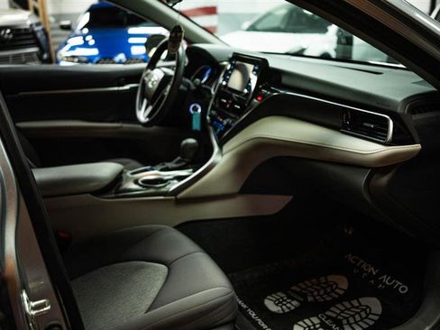 Used 2024 Toyota Camry LE image 13