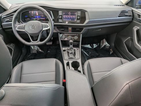 Certified 2024 Volkswagen Jetta SE FWD image 12