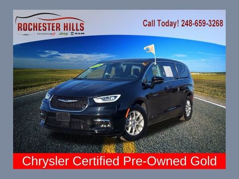Certified 2024 Chrysler Pacifica Touring-L FWD image 1