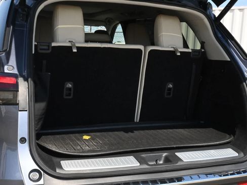 Used 2022 INFINITI QX60 Sensory w/ Cargo Package FWD image 21
