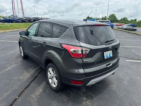 Used 2017 Ford Escape SE AWD/4WD image 5