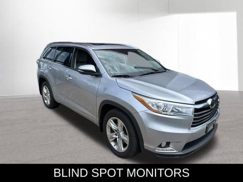 Used 2016 Toyota Highlander Limited Platinum AWD/4WD image 3