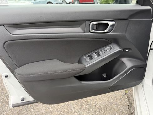 Used 2024 Honda Civic Sport image 12