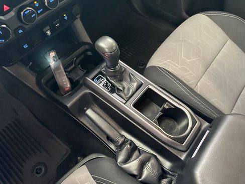 Certified 2023 Toyota Tacoma TRD Sport AWD/4WD image 24