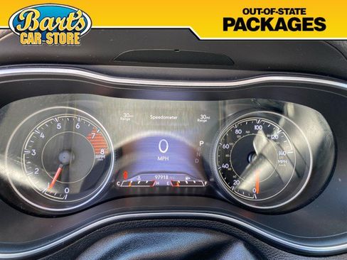 Used 2019 Jeep Cherokee Limited AWD/4WD image 36