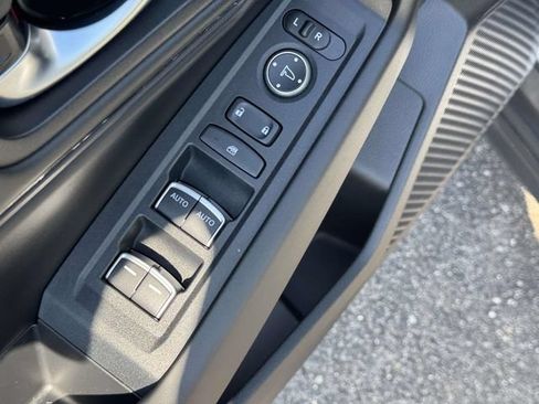 Certified 2023 Honda Accord EX image 16