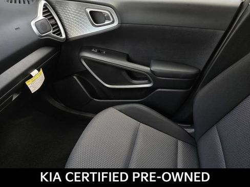 Certified 2025 Kia Soul LX w/ LX Technology Package FWD image 26