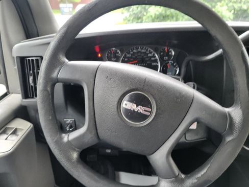 Used 2009 GMC Savana 3500 RWD image 39