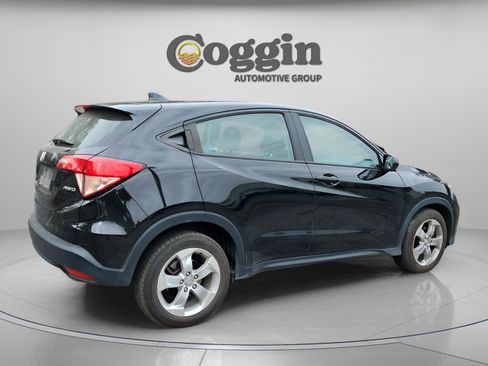 Used 2016 Honda HR-V LX image 5
