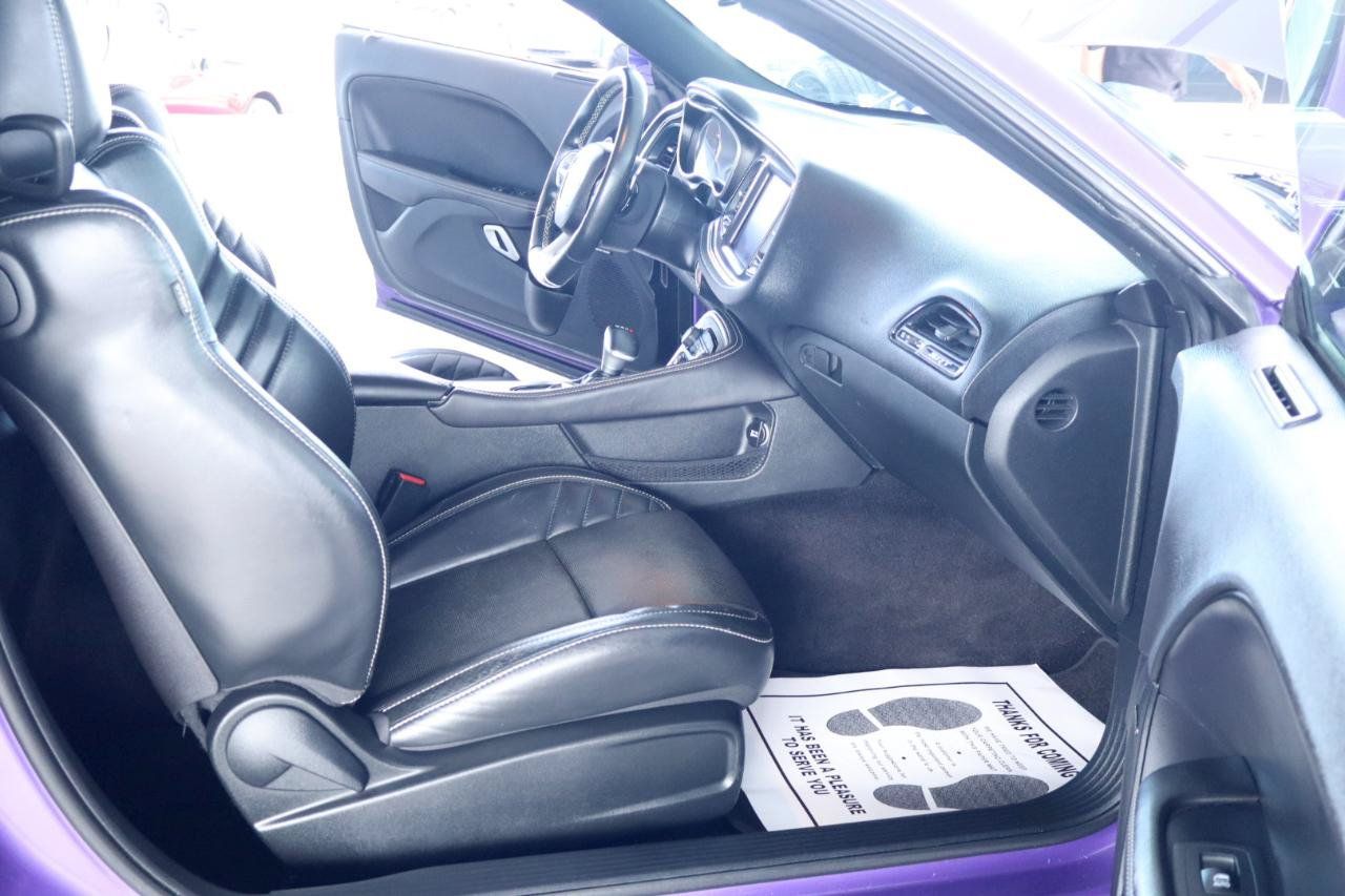 Used 2018 Dodge Challenger SRT w/ Technology Group RWD image 38