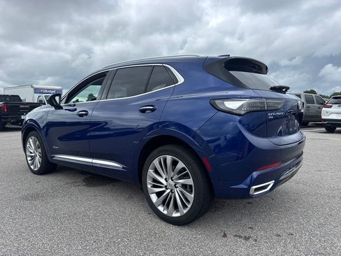 Used 2024 Buick Envision Avenir AWD/4WD image 4