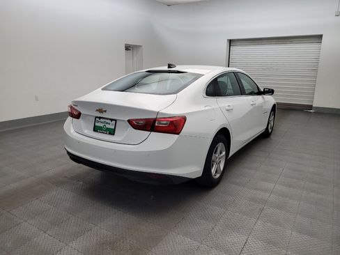Used 2025 Chevrolet Malibu LS FWD image 9