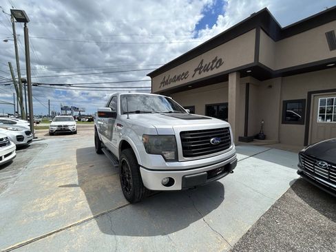 Used 2014 Ford F150 FX4 w/ FX Appearance Package AWD/4WD image 15
