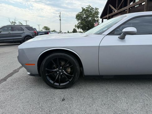 Used 2018 Dodge Challenger SXT w/ Blacktop Package RWD image 31