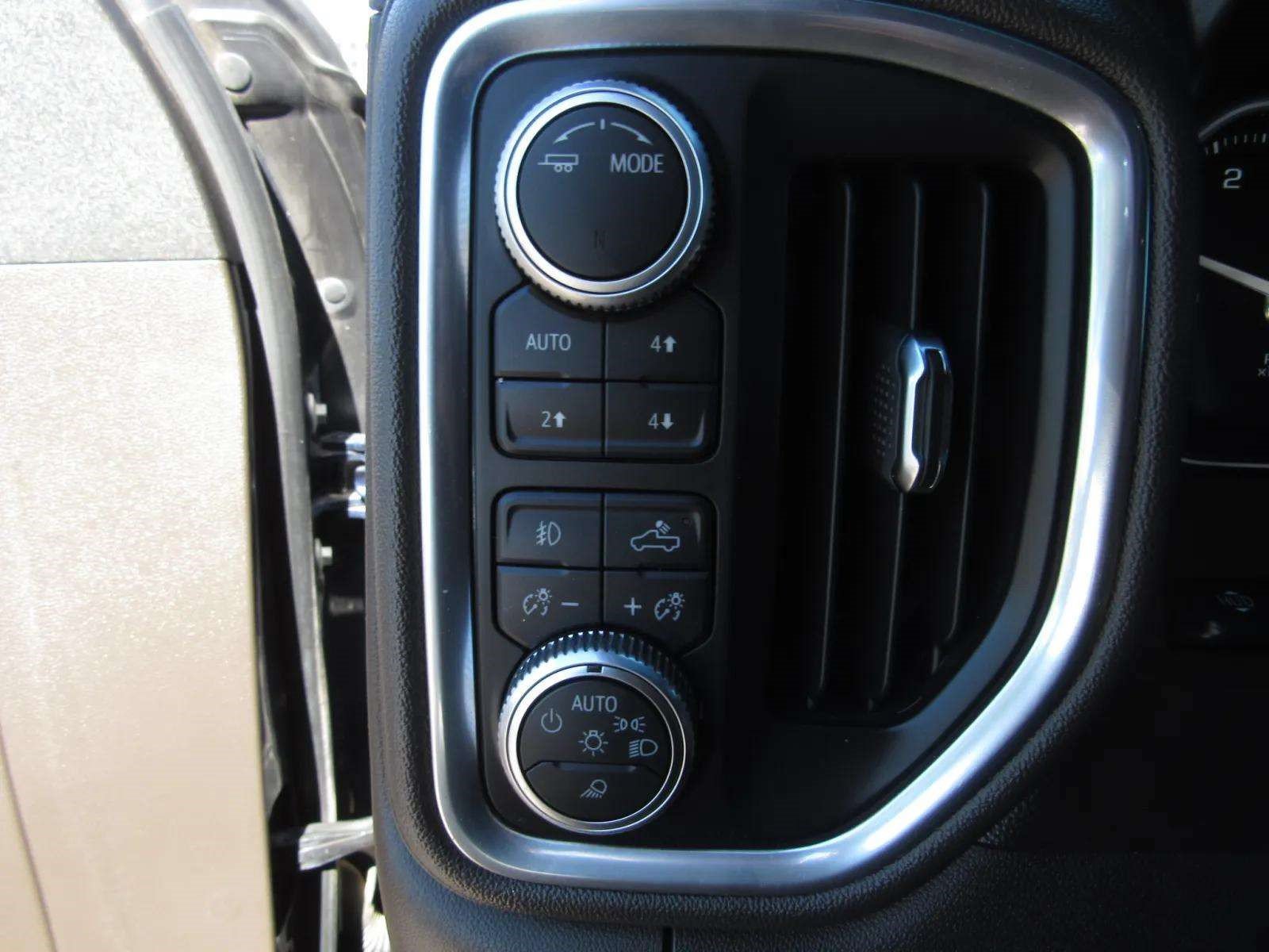Used 2020 GMC Sierra 1500 Denali w/ Denali Ultimate Package AWD/4WD image 20