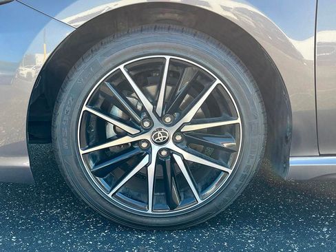 Used 2023 Toyota Camry SE image 29