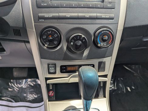 Used 2010 Toyota Corolla FWD image 20