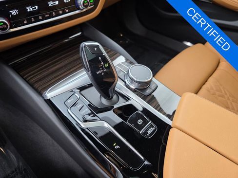 Certified 2023 BMW 530i w/ Premium Package RWD image 24