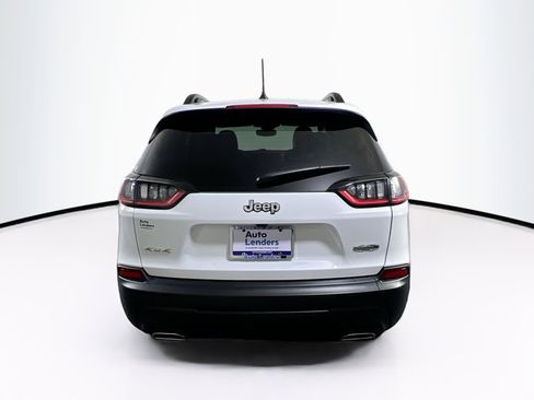 Used 2022 Jeep Cherokee Latitude Lux w/ Sun & Sound Group AWD/4WD image 6