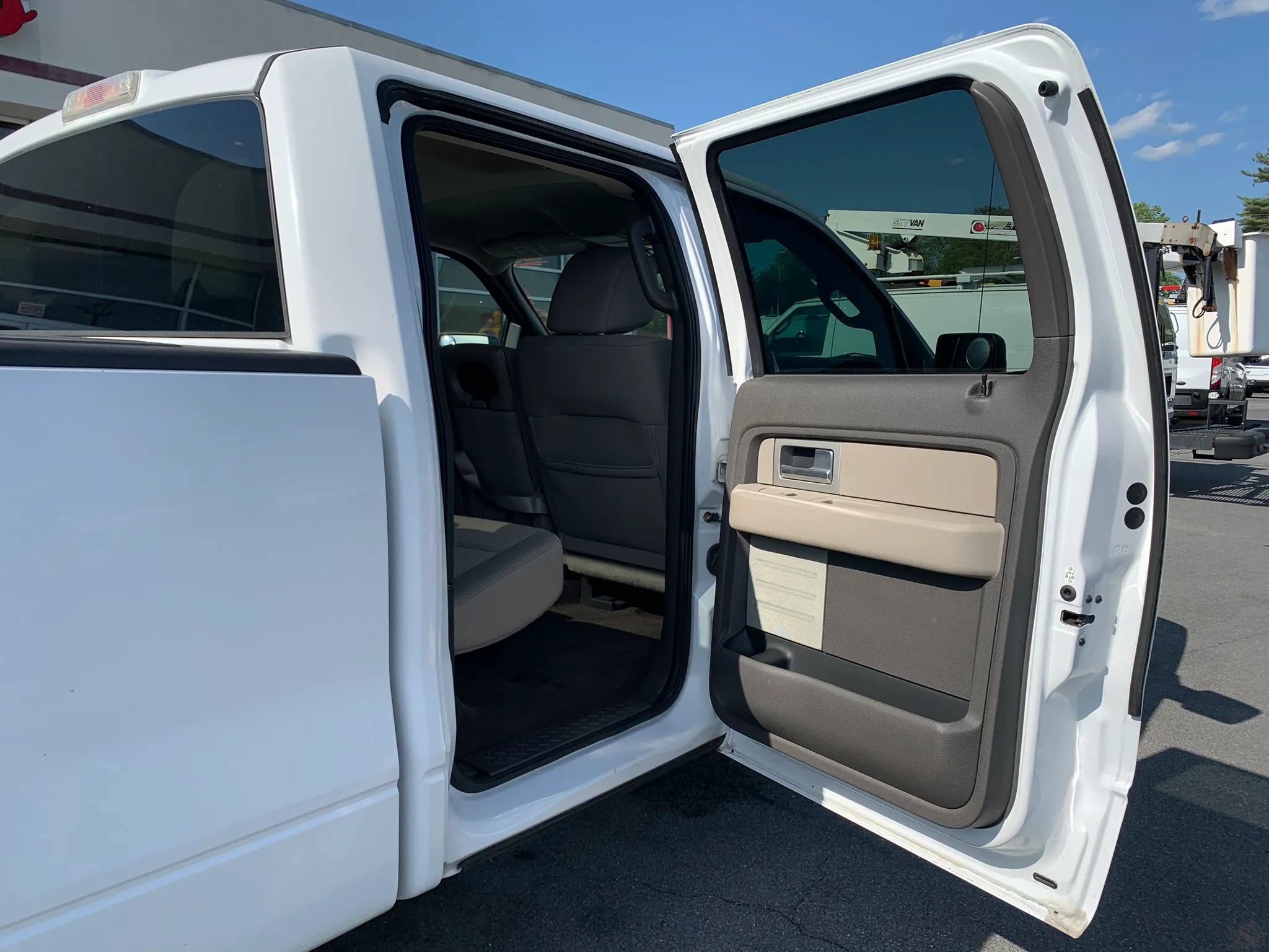 Used 2010 Ford F150 XL AWD/4WD image 25