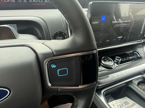 New 2027 Ford Expedition Max Platinum w/ Stealth Performance Package AWD/4WD image 18