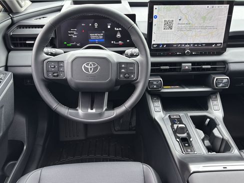 Used 2026 Toyota RAV4 Limited AWD/4WD image 12
