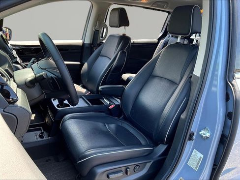 Used 2025 Honda Odyssey Elite image 21