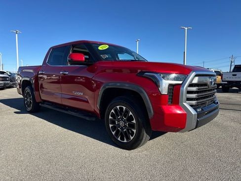 Used 2024 Toyota Tundra Limited w/ Power Package image 8