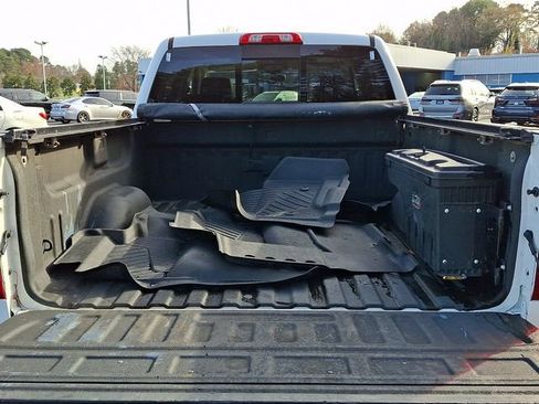 Used 2017 Chevrolet Silverado 1500 LTZ Z71 w/ Redline Edition image 34