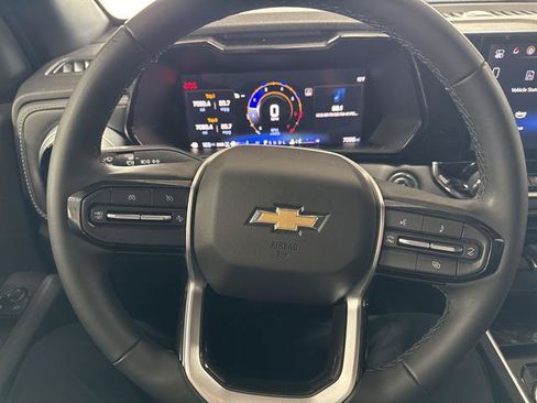 Certified 2024 Chevrolet Colorado LT w/ LT Convenience Package AWD/4WD image 11
