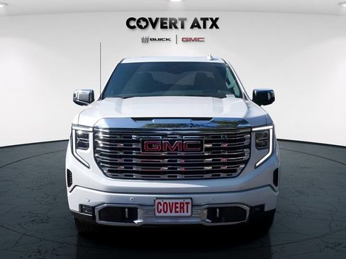 Used 2025 GMC Sierra 1500 Denali AWD/4WD image 2