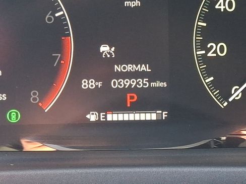Used 2024 Honda Pilot TrailSport image 19