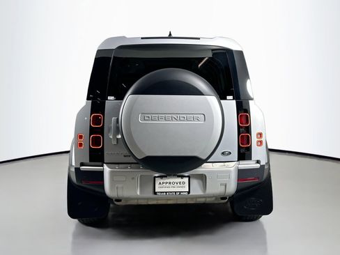 Certified 2022 Land Rover Defender 110 SE image 6