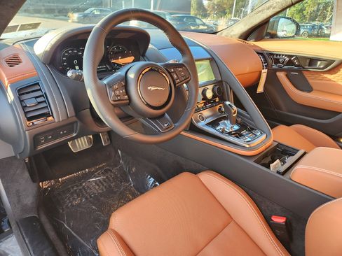Used 2024 Jaguar F-TYPE R AWD/4WD image 13