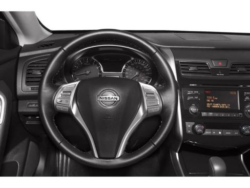 Used 2015 Nissan Altima 2.5 SV FWD image 9