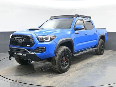 Used 2019 Toyota Tacoma TRD Pro AWD/4WD image 10