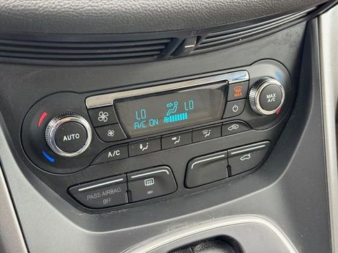 Used 2013 Ford Escape SE FWD image 22