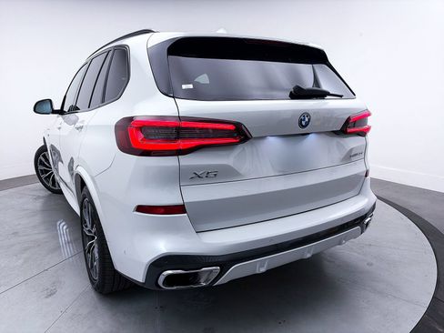 Used 2023 BMW X5 xDrive45e w/ Executive Package image 12
