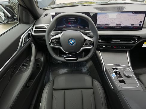 New 2026 BMW i4 eDrive40 w/ Parking Assistance Package RWD image 16