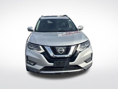 Used 2017 Nissan Rogue SL w/ SL Premium Package AWD/4WD image 2