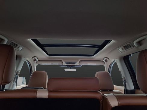 New 2026 Nissan Pathfinder Platinum image 8