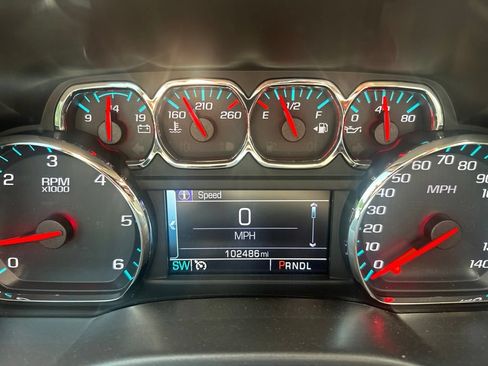 Used 2018 Chevrolet Silverado 1500 LT w/ Texas Edition AWD/4WD image 11