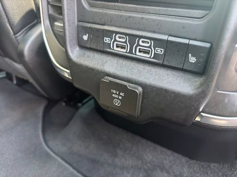 Used 2025 RAM 1500 Laramie w/ Night Edition AWD/4WD image 39
